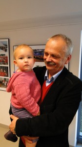 Najmłodszy uczestnik spotkania z dumnym dziadkiem. Foto: Krzysztof Tęcza